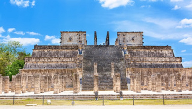 Chichen Itza Cenote Ik Kil-EK Balam