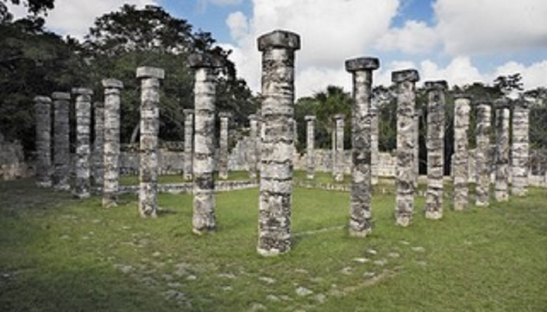 Chichen Itza Cenote Ik Kil-EK Balam